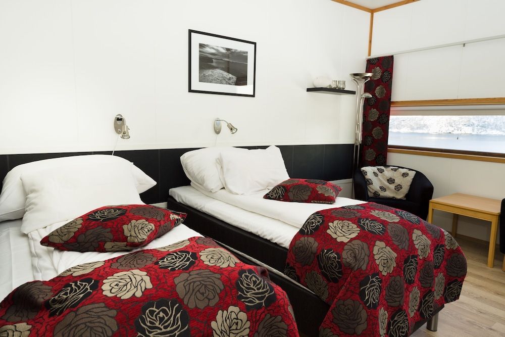 Tjeldsundbrua Hotel 2