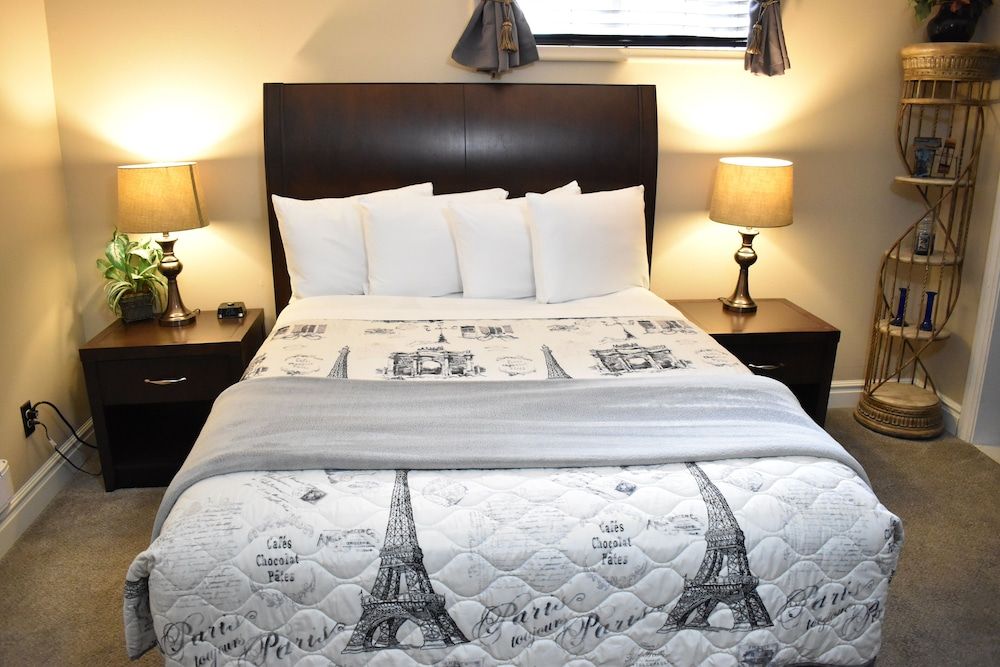 Silver Horseshoe Inn 3