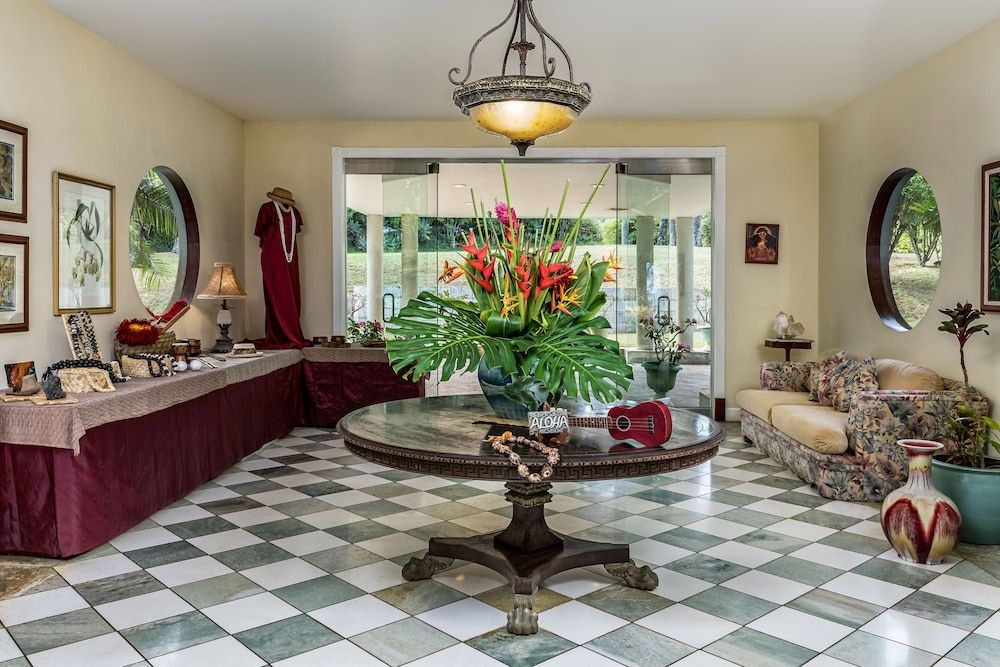 Hawaii Island Retreat 3