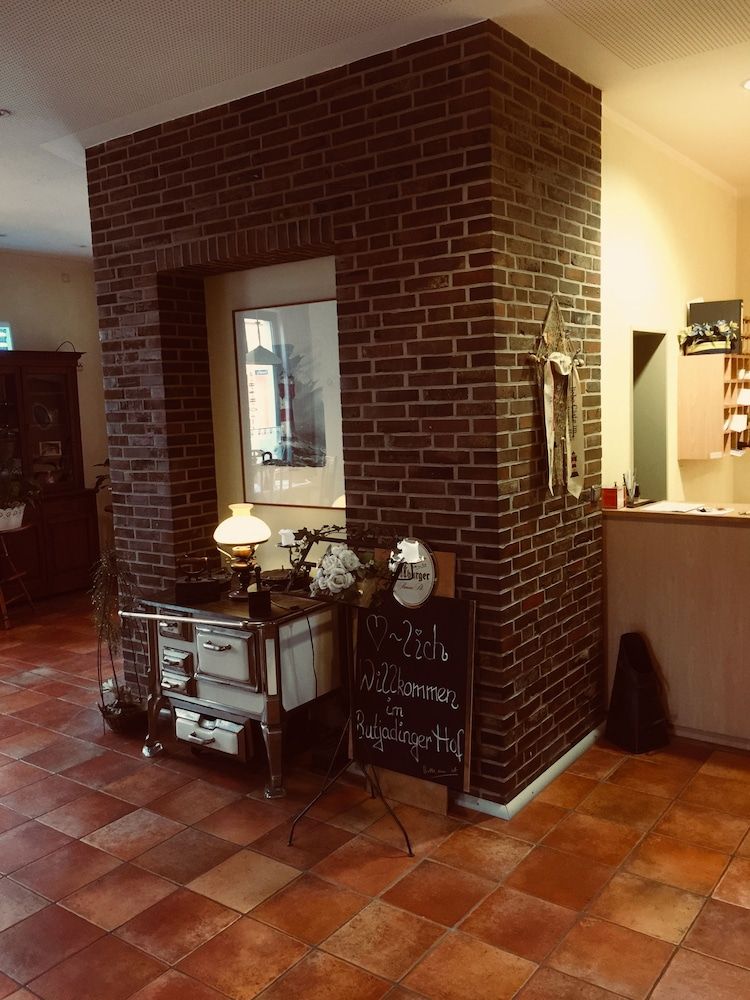 Hotel Butjadinger Hof 3