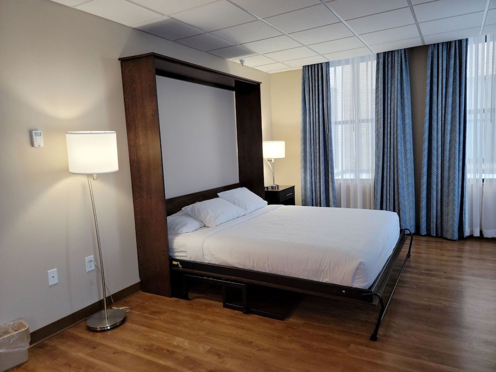 Ariel Broadway Hotel By Cobblestone -1 estrelas em Lorain