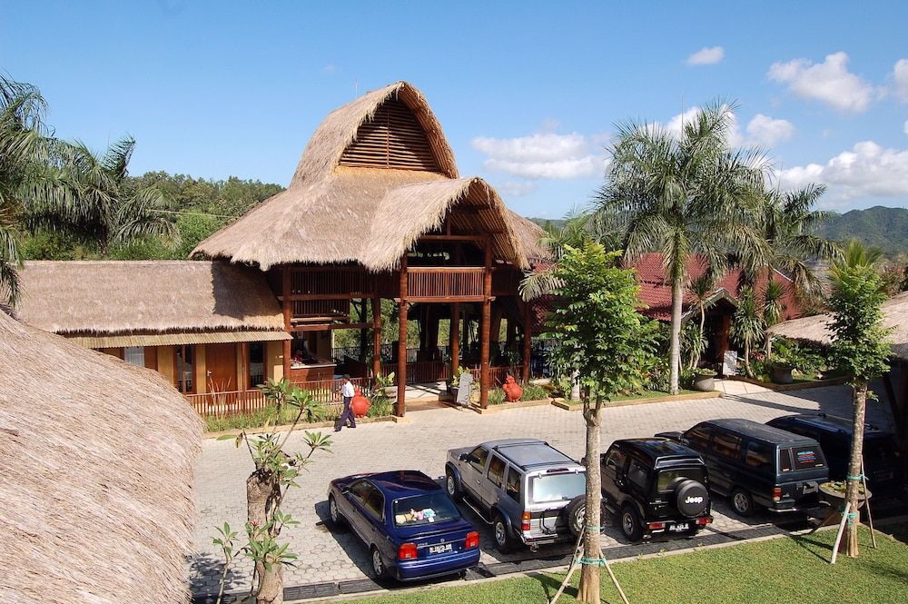 Swaloh Hill Resort 2 estrelas em Kalangbret