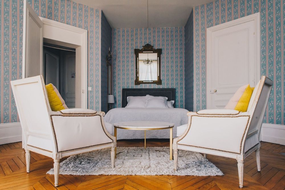 Chambres d'Hôtes Château du Landin -1 estrelas em Le Landin