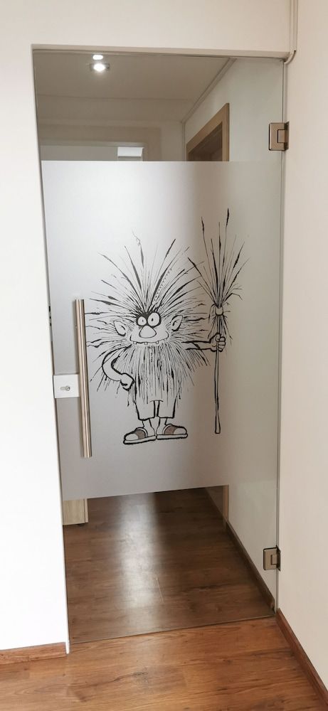 Domovoj Apartments And Rooms 3