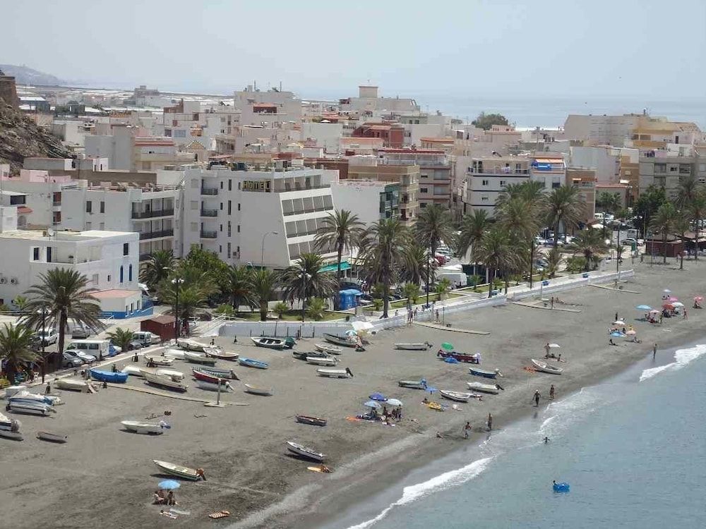 Hotel Las Conchas -1 estrelas em La Rábita
