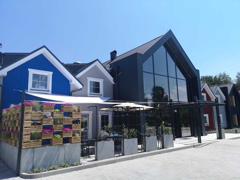 Scandinavia Resort -1 étoiles à Zator