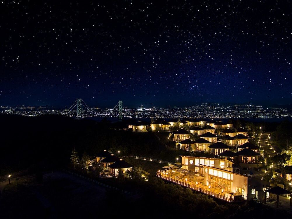 Grand Chariot Hokutoshichisei 135ÔøΩ 5 étoiles à Awaji