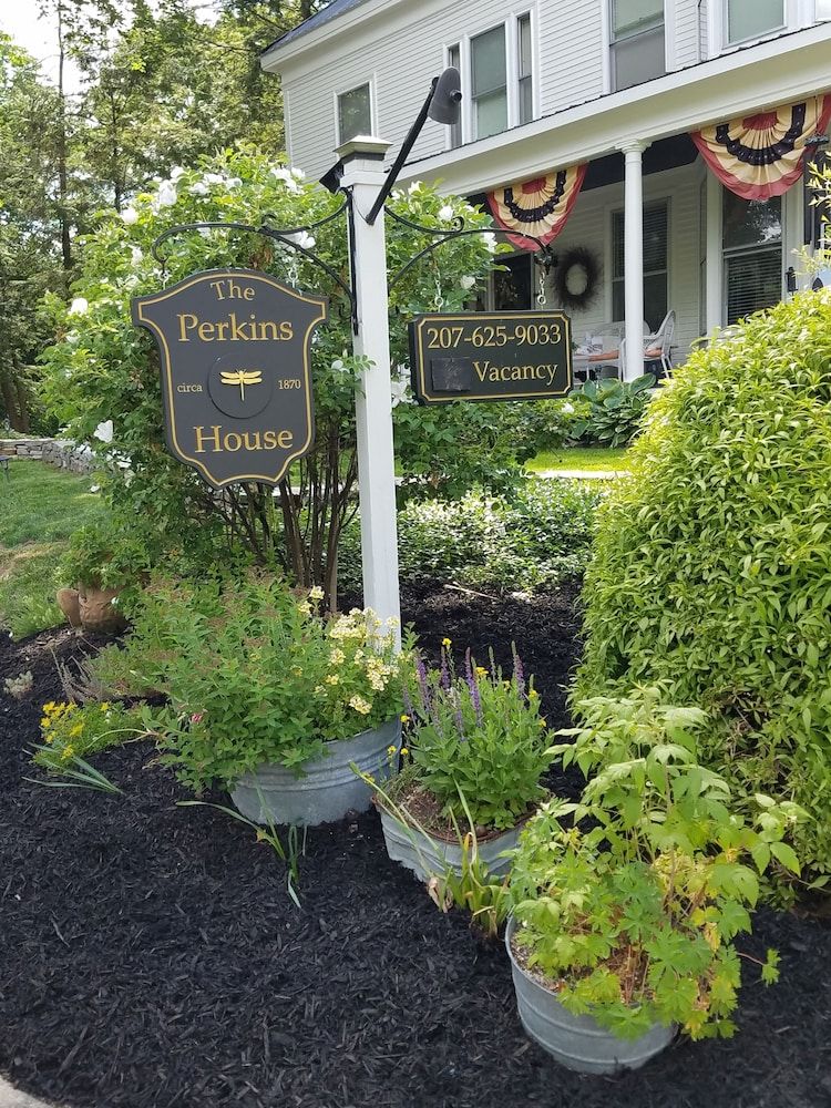 The Perkins House -1 estrelas em Cornish