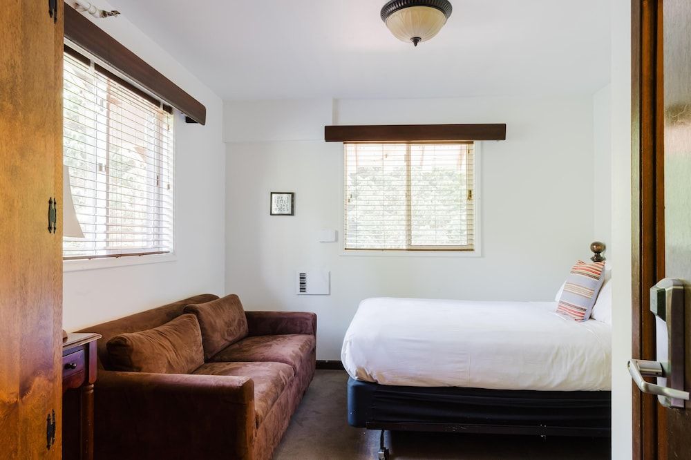 Crystal Mountain Hotels 3