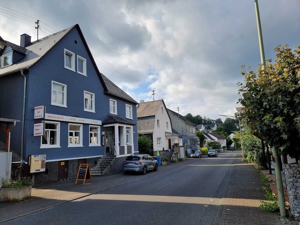 Pension Niederdreisbacher Hof -1 estrelas em Niederdreisbach