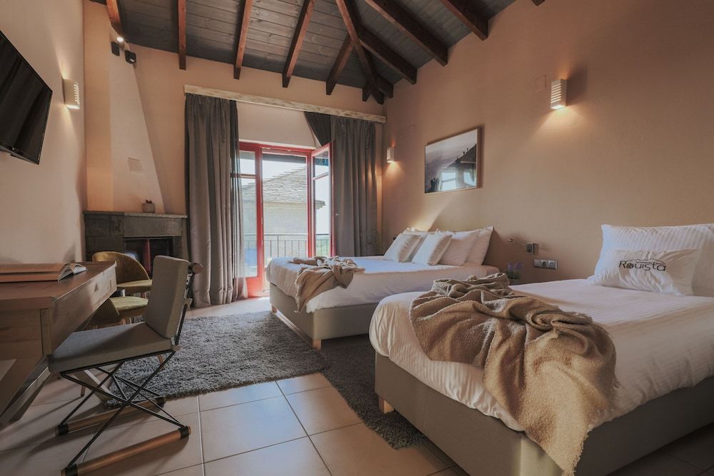 Rouista Tzoumerka Resort 2