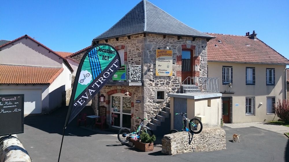 L'Astrassadou -1 estrelas em Rézentières