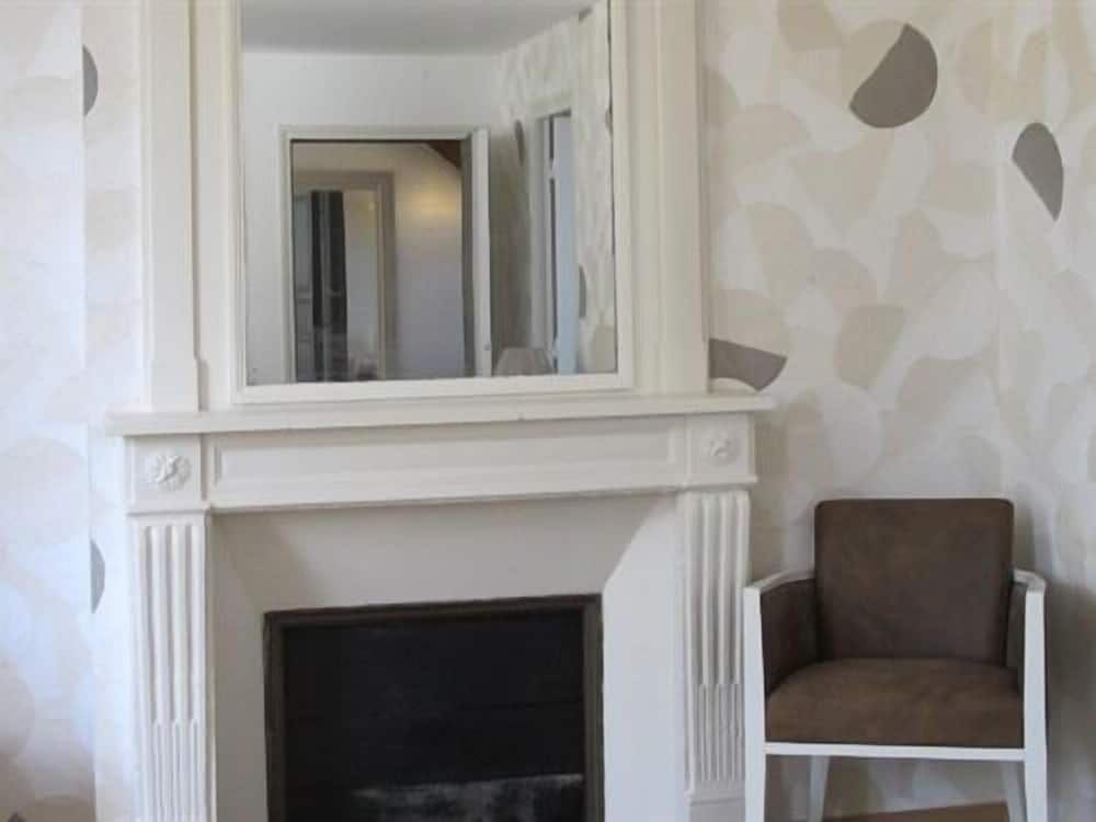 L'escale de Broglie 3