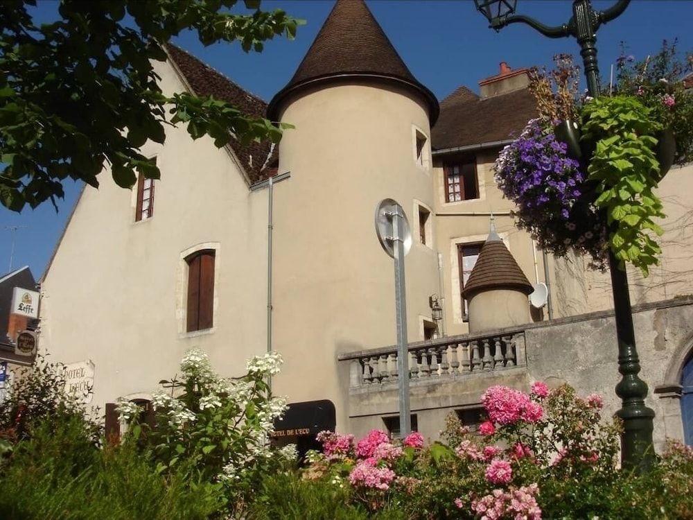 Hôtel de l'Ecu -1 estrelas em Saint-Amand-Montrond