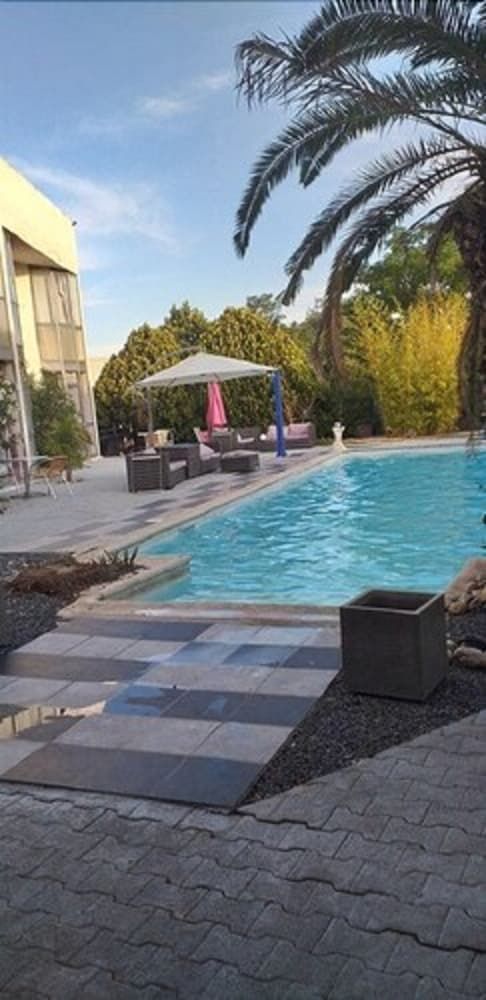 Hôtel la clé 2 estrelas em Saint-André-de-Sangonis