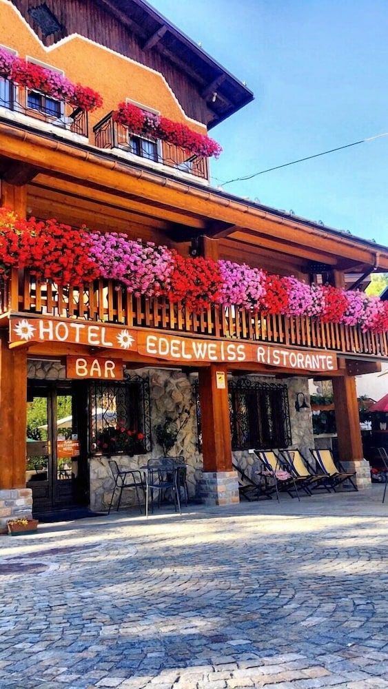 Hotel Edelweiss 2 estrelas em Limone Piemonte