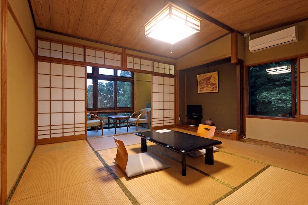 Shukubo Kansho-in Temple Sanrakuso 3