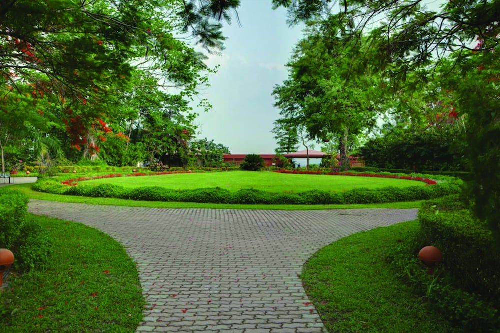 Sinclairs Retreat Dooars -1 estrelas em Chālsa