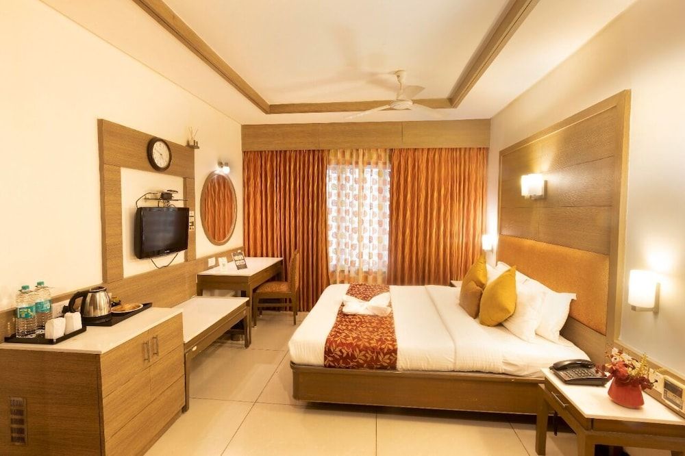 Clinton Park Inn -1 estrelas em Velānganni