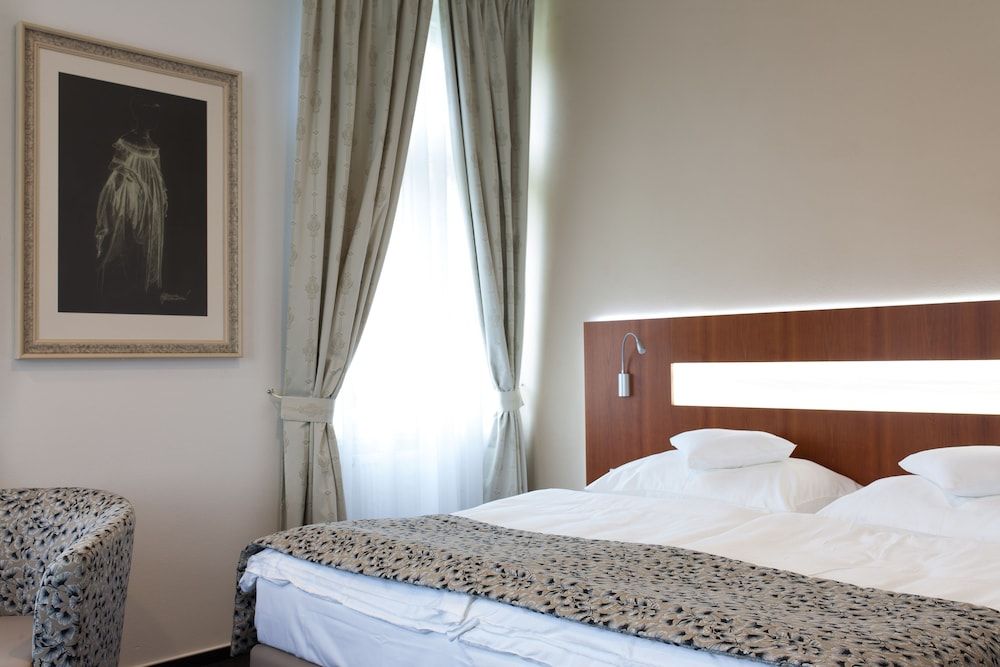 Zámeček Petrovice 3