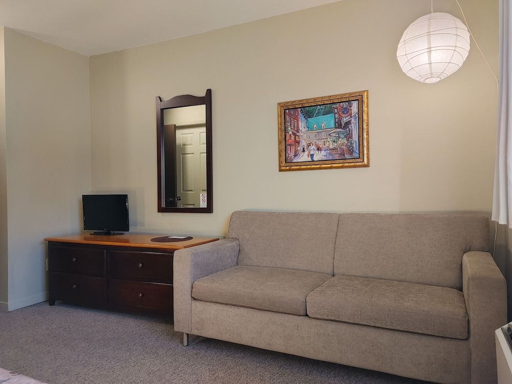 Hotel Le Must -1 estrelas em Saint-Marc-des-Carrières