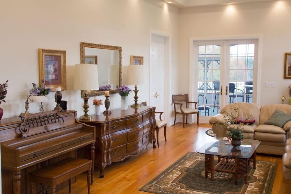 Loudoun Valley Manor 3