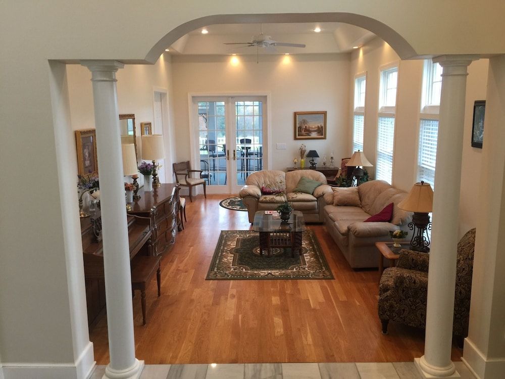 Loudoun Valley Manor 2