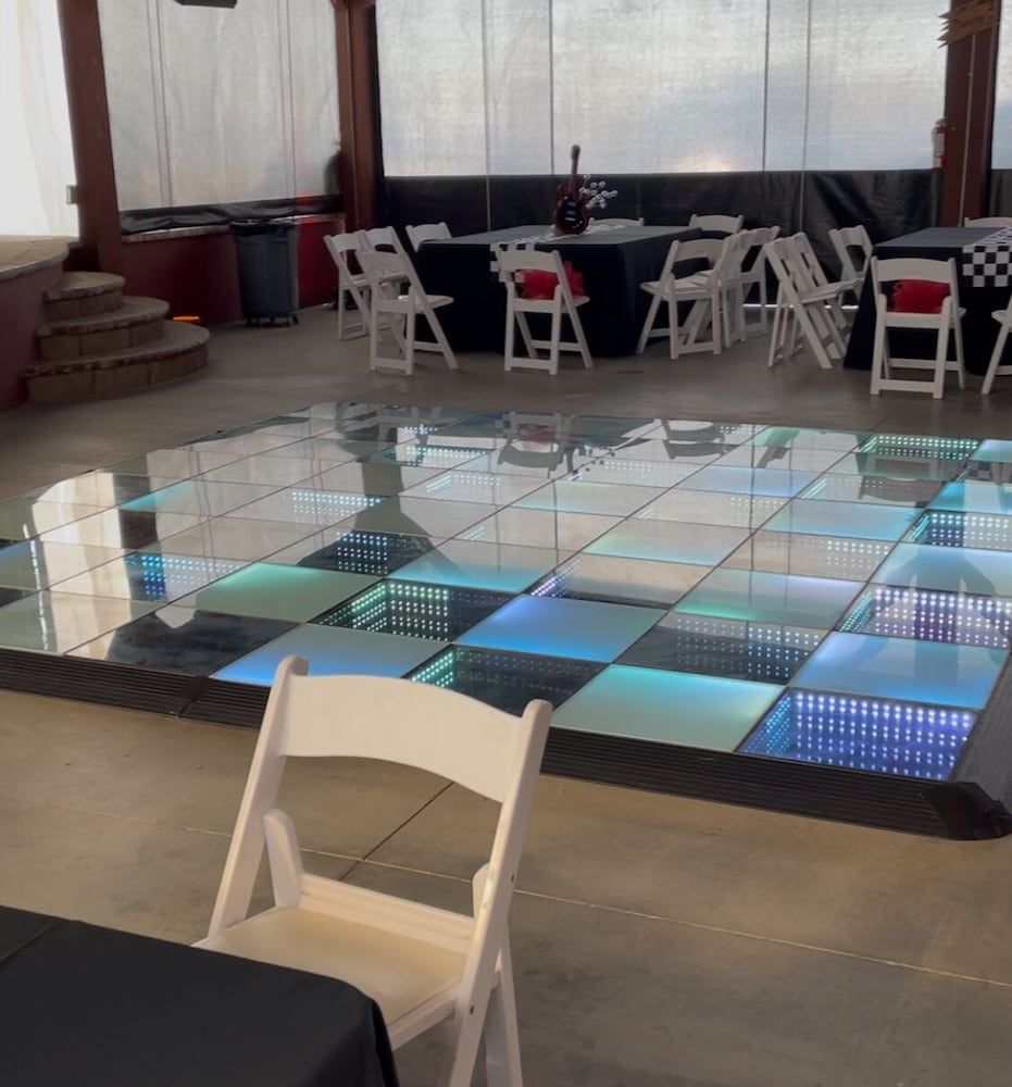 Hilltop Tavern & Inn 2