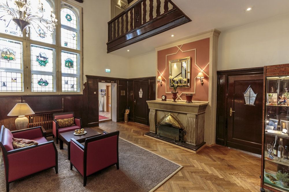 Parkhotel Gueldene Berge 4 estrelas em Weißenfels