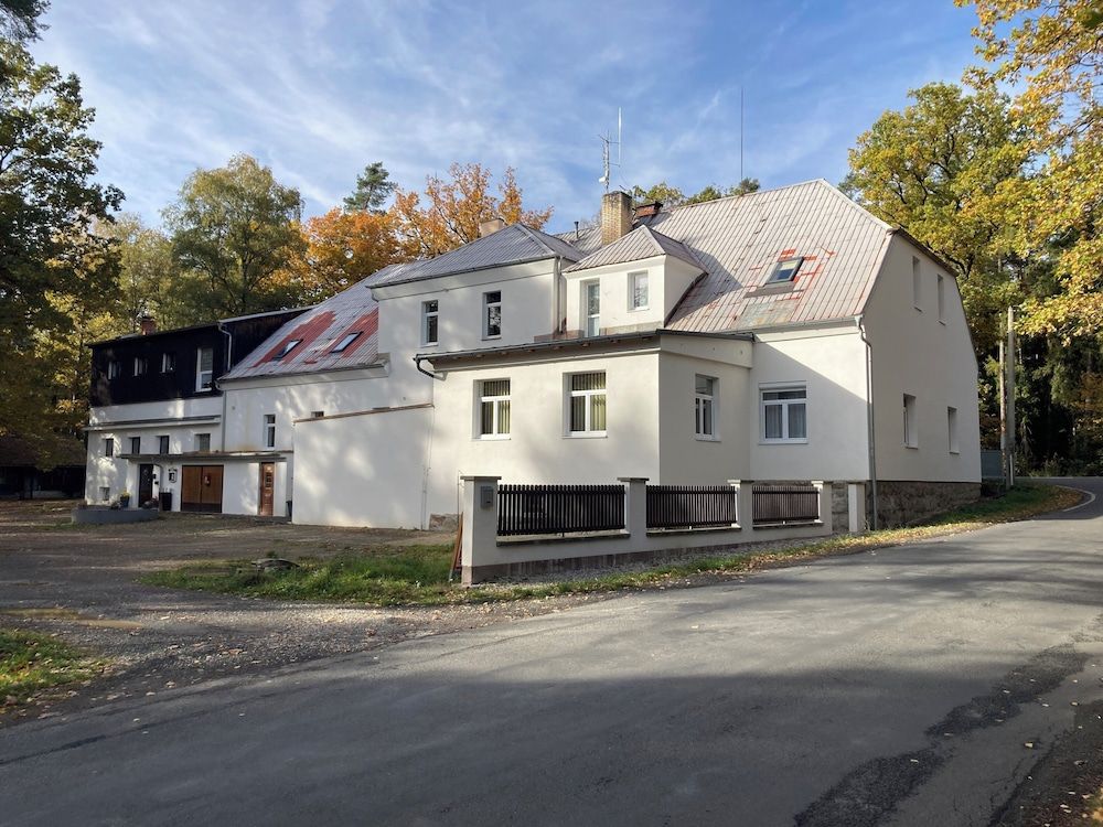 Penzion Zelený Háj -1 estrelas em Merklín