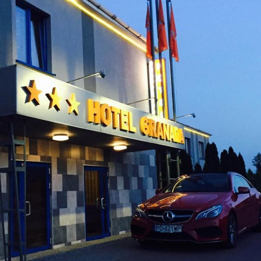 Hotel Granada 3 estrelas em Ostrów Wielkopolski