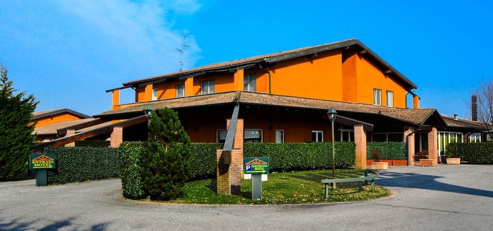 Hotel Don Carlo 4 estrelas em Broni