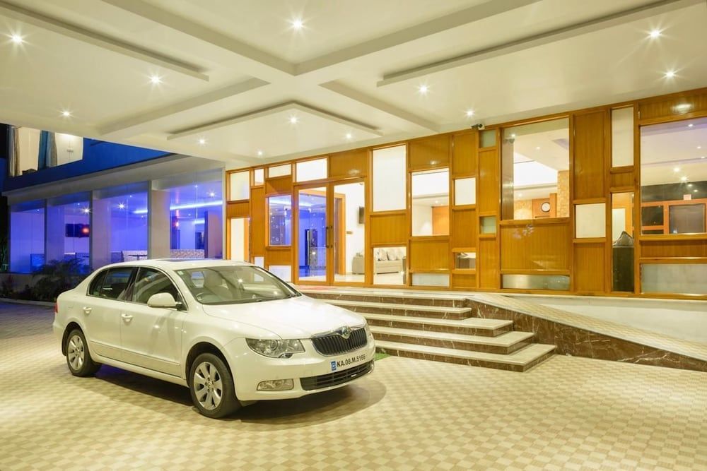 R G Hotels and Resort 2