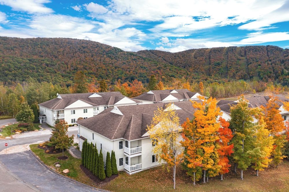 Vacation Village In The Berkshires 5 étoiles à Hancock