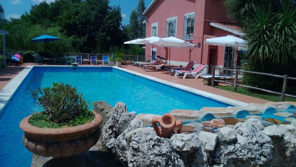 Magione B&B -1 estrelas em SantʼAgata deʼ Goti