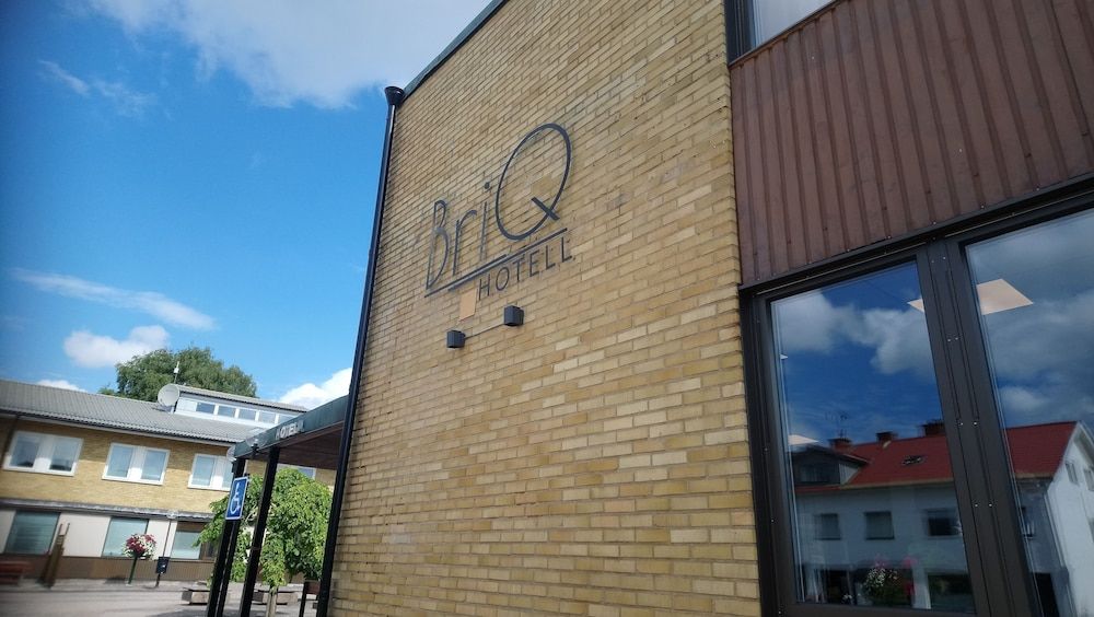 BriQ Hotell -1 estrelas em Hova