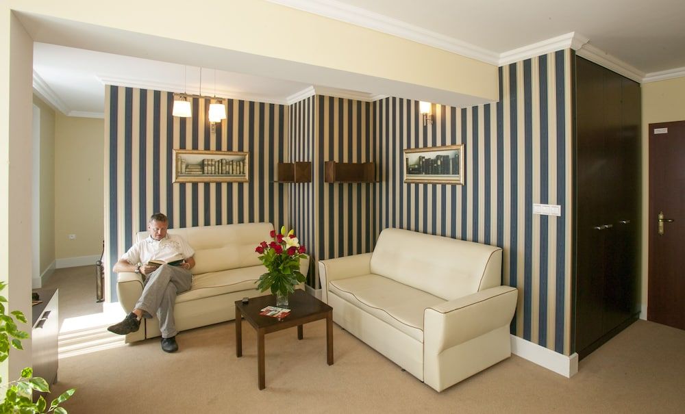 Pension Eden 3 étoiles à Želiezovce