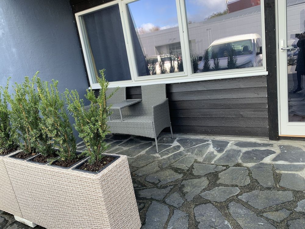 Husnes Sentrum Hotell -1 estrelas em Husnes