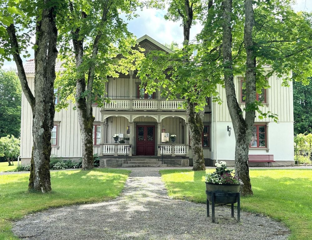 Lydde GÔøΩrd -1 estrelas em Kinna