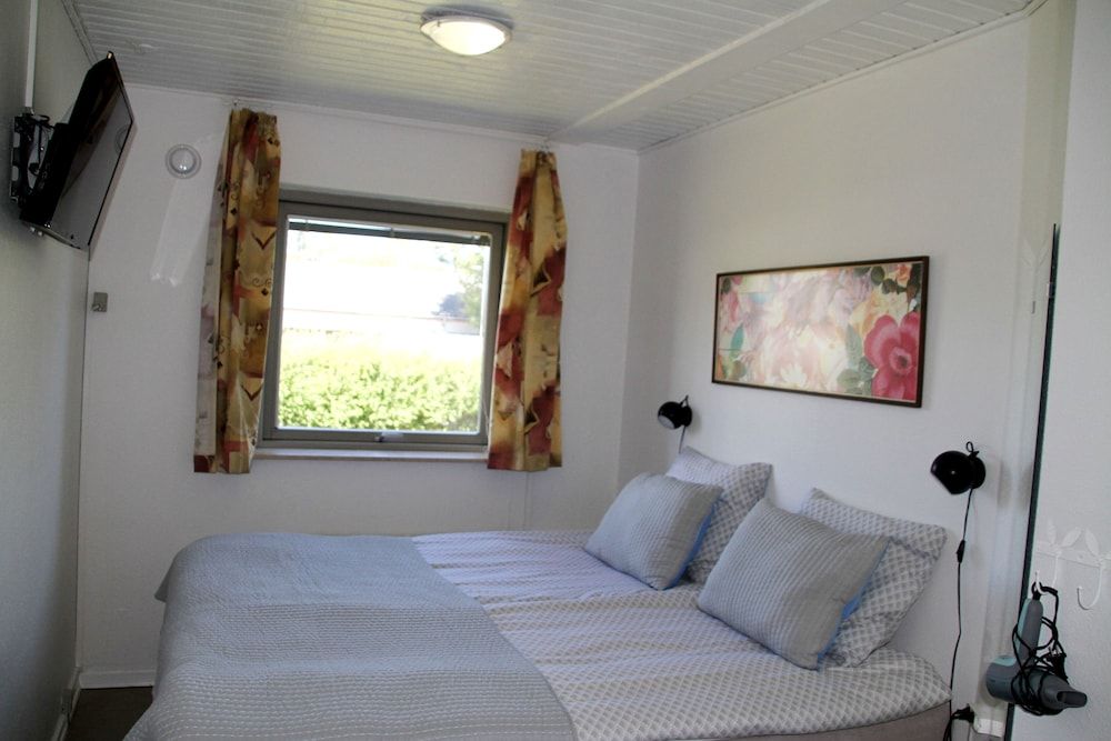 Hine Bakke Guest House 2