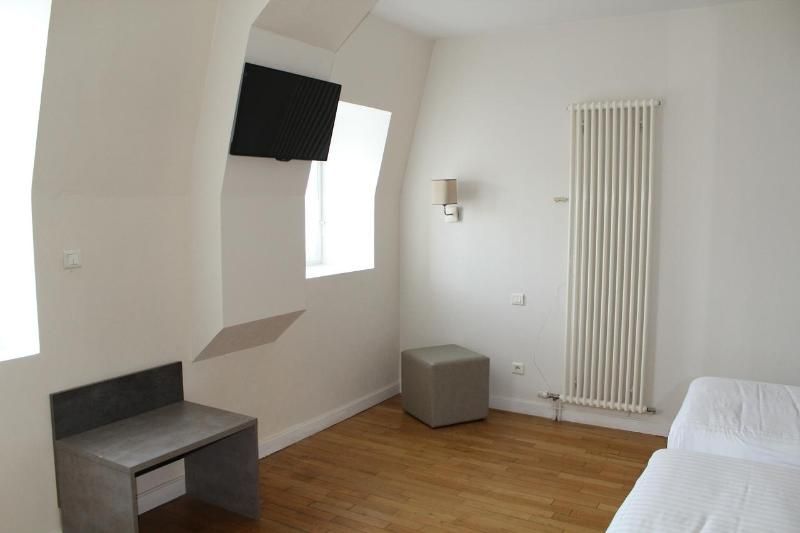 Logis Hôtel le Grand Hôtel 3 estrelas em Château-du-Loir