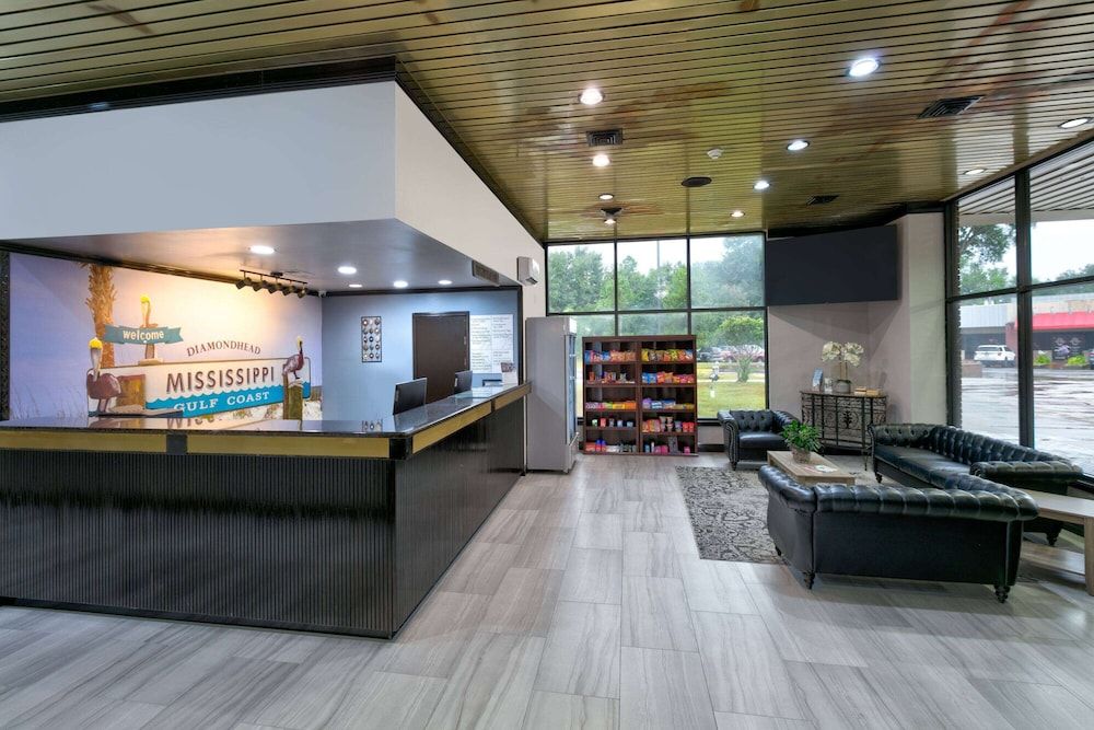 Ramada by Wyndham Diamondhead I-10/Gulfport 2
