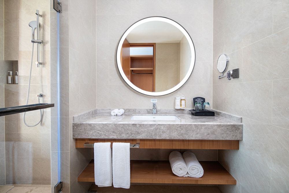 Holiday Inn Chengde Park View 2