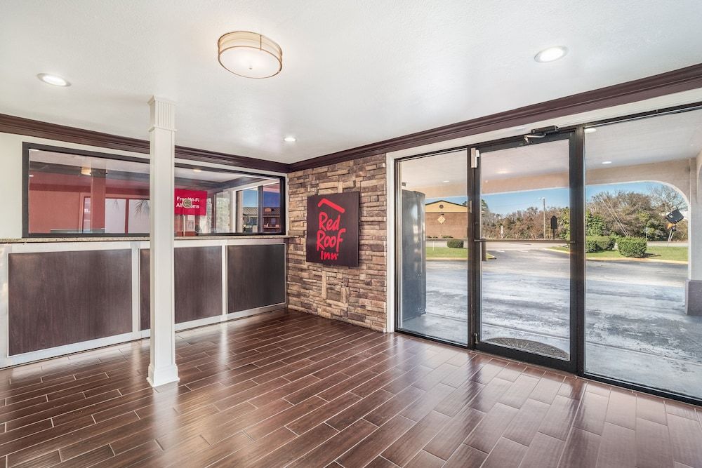 Red Roof Inn Sumter 3