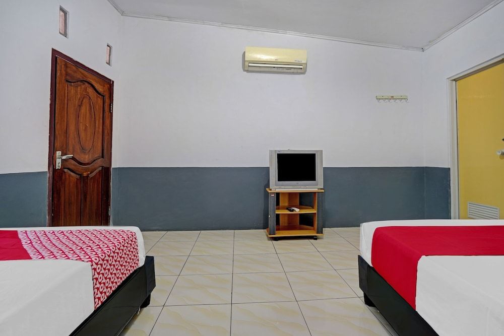 OYO 90405 Penginapan Sasti Kuningan 2