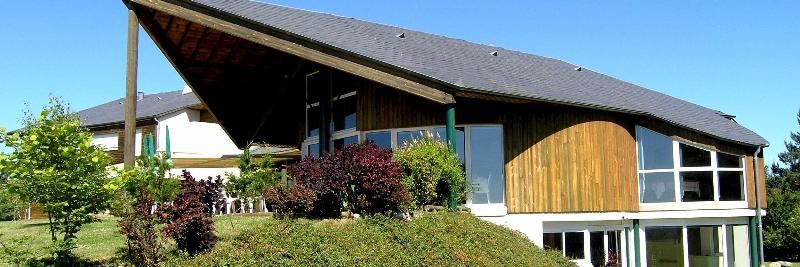 Logis Hotel Les Portes D'Apcher 2 étoiles à Saint-Chély-d'Apcher