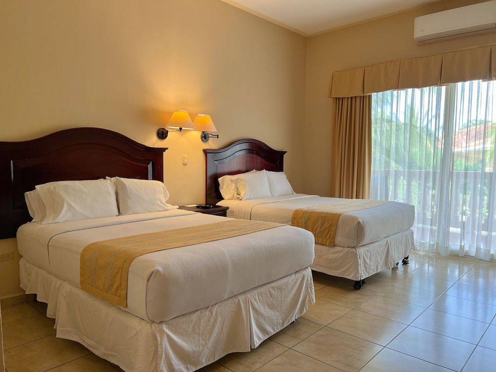 La Ensenada Beach Resort - All Inclusive 3