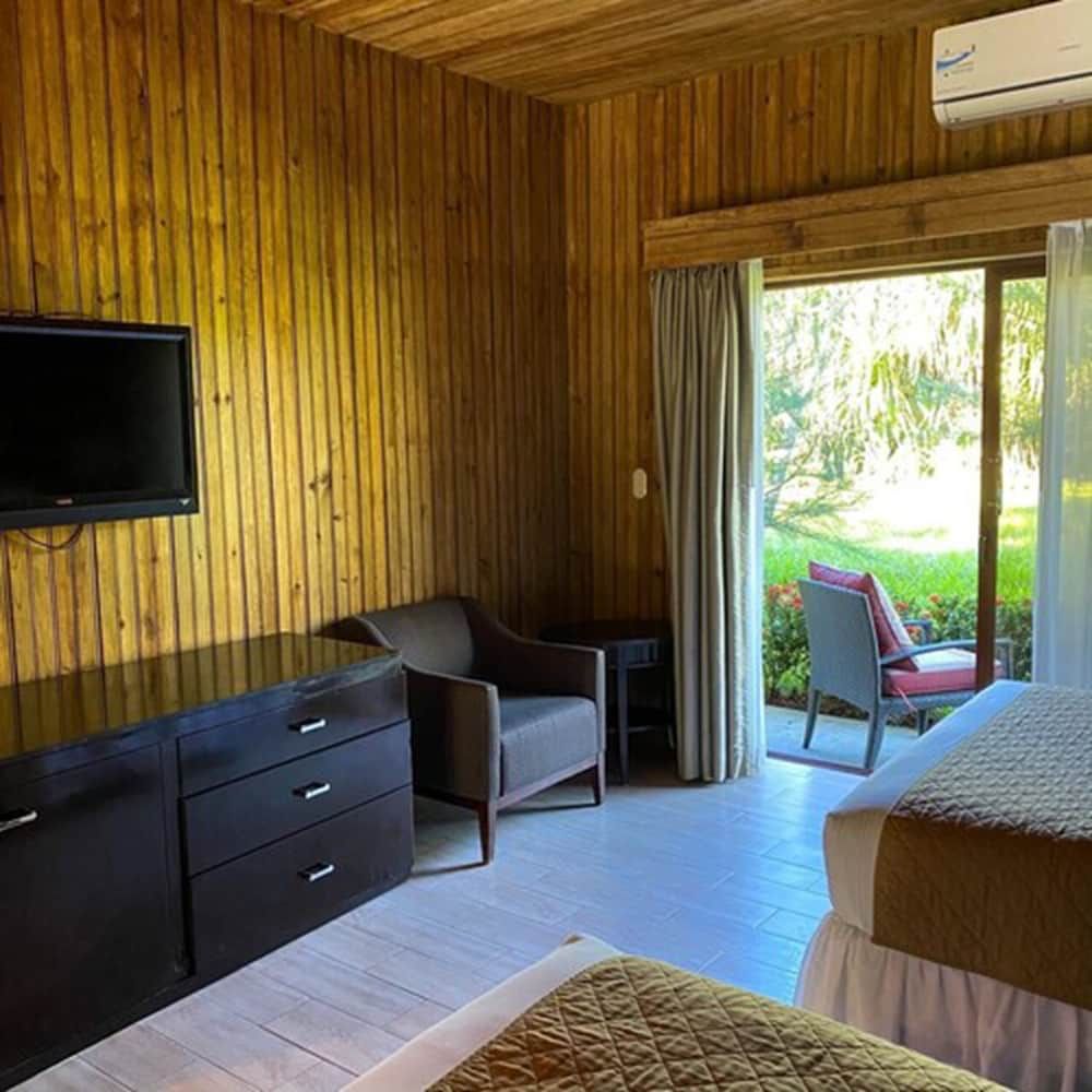 La Ensenada Beach Resort - All Inclusive 2