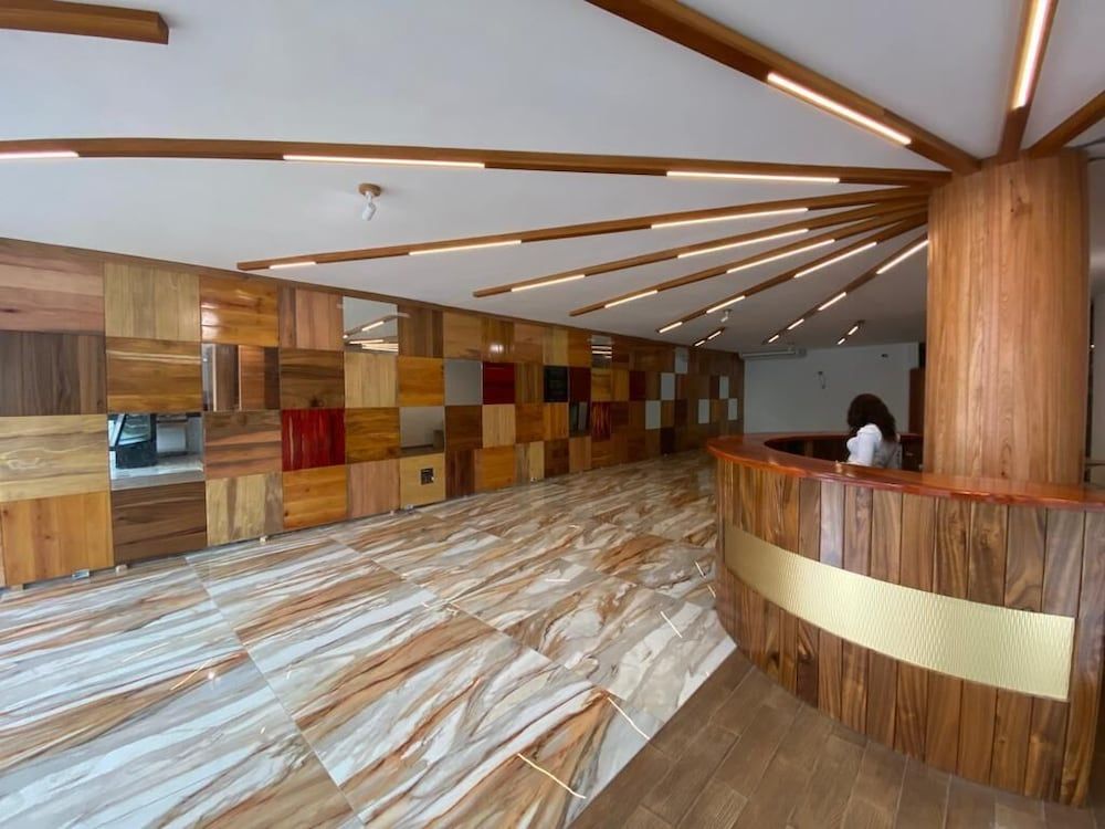 Murex Plaza Hotel & Suites 3