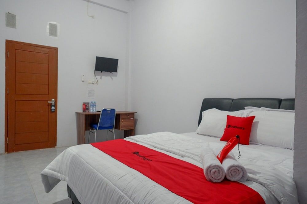 Formerly RedDoorz near Pasar Baru Mamuju 2 estrelas em Mamuju